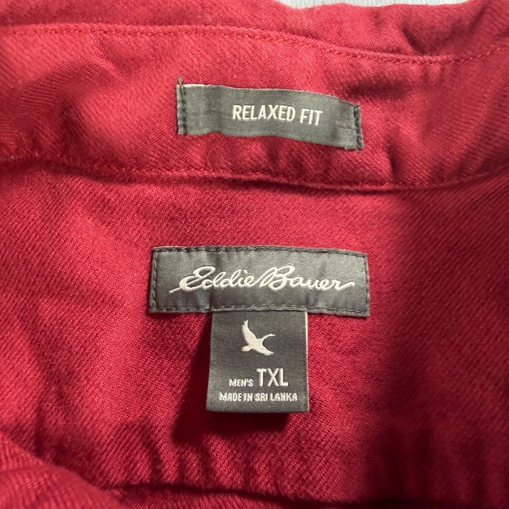 Eddie Bauer Button Down Shirt Mens TXL Red Excellent Relaxed Fit Cotton Twill - Picture 4 of 9